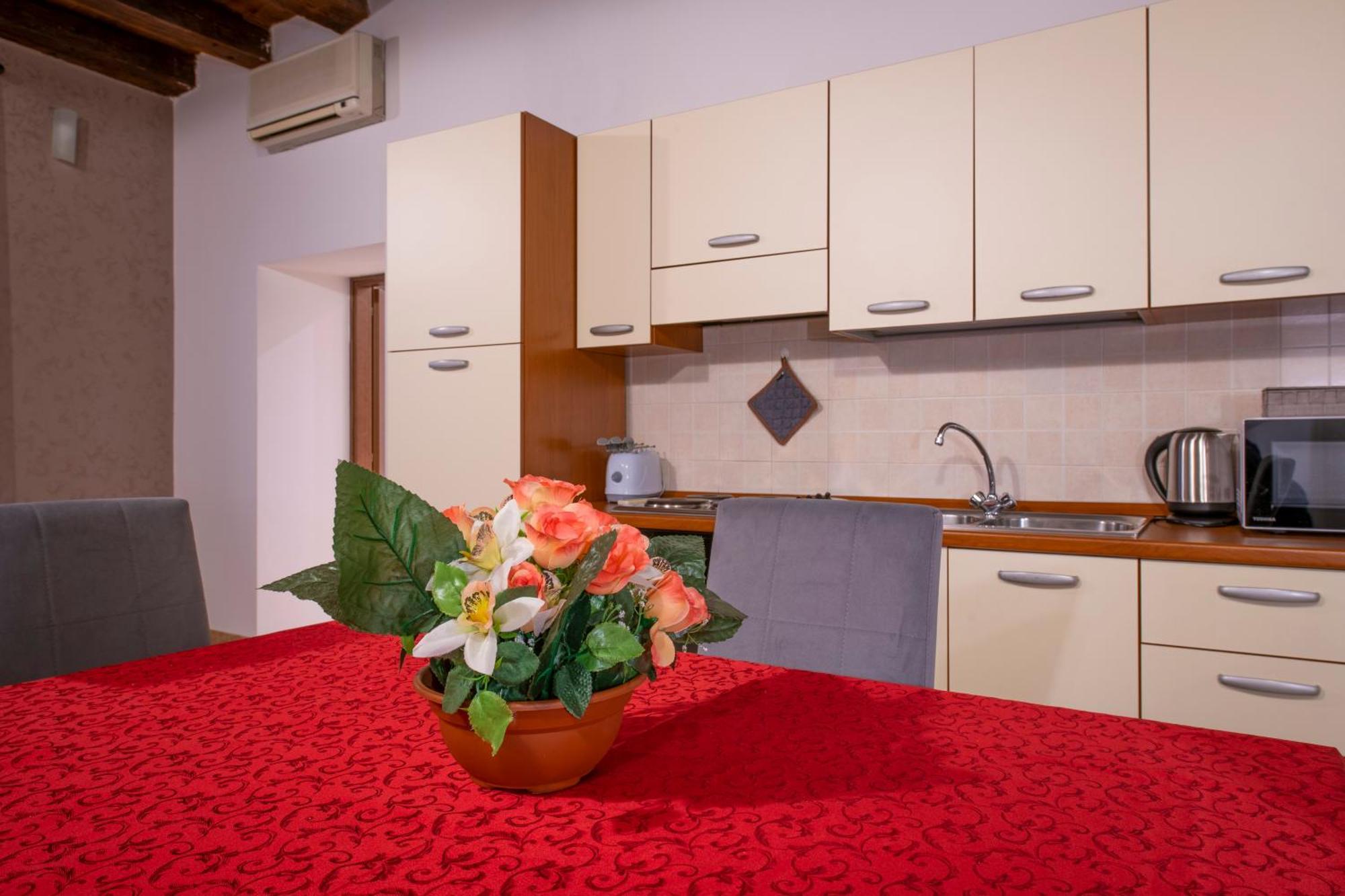 Palace Home Mazzini Verona Center Dış mekan fotoğraf