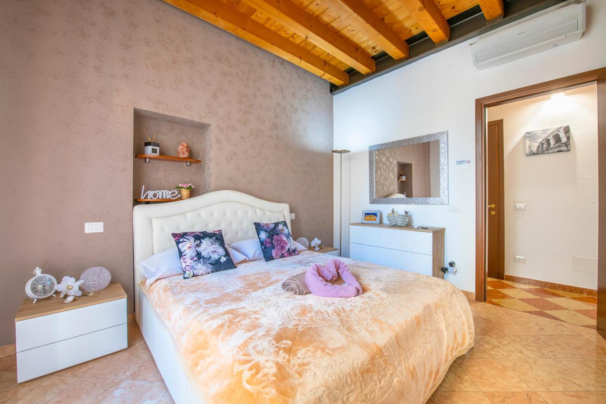 Palace Home Mazzini Verona Center Dış mekan fotoğraf